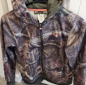 Under Armour Women's Jacket. Camo. Size small